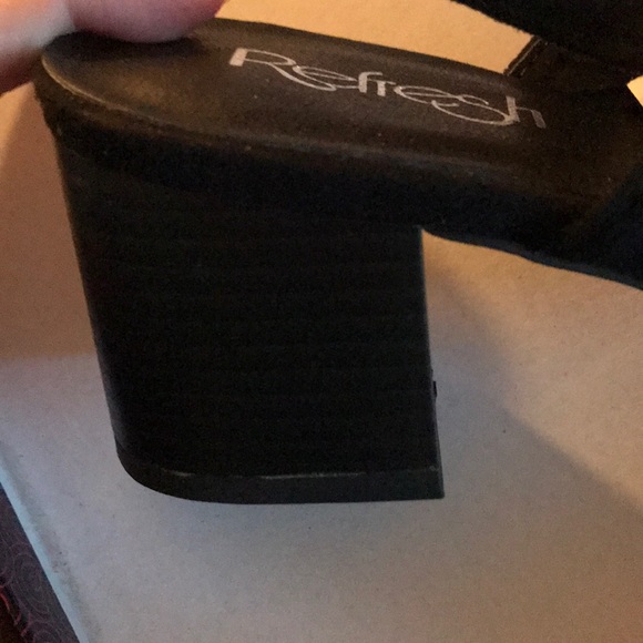 LAST PAIR SIZE 8 - Picture 2 of 6